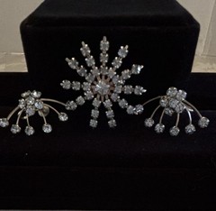 Vintage Rhinestone Brooch Earring Set Snowflake Starburst Light Blue Screw Back