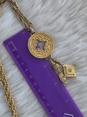 Vintage Casual Corner Gold Tone 34″ Long Chain Necklace Celtic Pendant Dangle