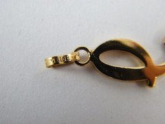 (16) MONET SIGNED ~ GOLD TONE LETTER PENDANTS ~ W, J, I, h, O, & Q
