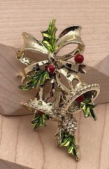 Gerry’s Christmas Bells Brooch Gold Tone Enamel Holly Rhinestone Vintage