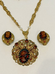 VINTAGE SIGNED WEST GERMANY GLASS CAMEO NECKLACE & EARRING SET