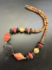 Vintage Crackled Bovine Horn Dyed Bone Wood Bead Necklace 19” Hook Clasp