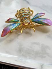 Vtg Signed Graziano Bee Insect Brooch Pin AB Crystals Multicolor Wings, Goldtone