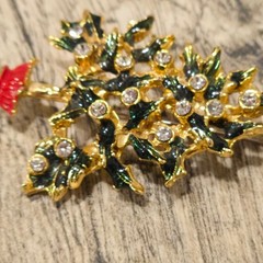 Vintage Rhinestone Christmas Tree Brooch set Filigree Gold Tone Holiday Pin Gift