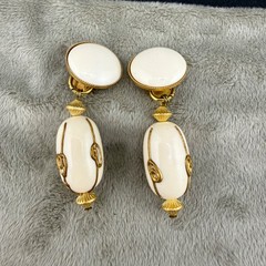 Vintage Made In Italy Clip On Earrings Gold Tone Dangle