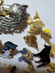Vintage Mixed 18 Animal Enamel Pin Lot Bee Wolf Bear Bird Fish Dolphin Koala Pig