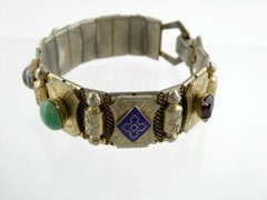 Vintage Heavy Goldtone Metal Art Glass Cabochon Panel Bracelet 7 Inches Unsigned