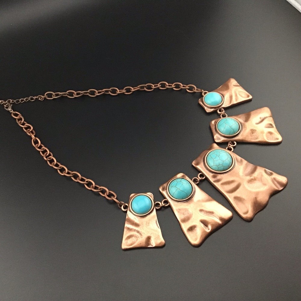 Vtg Necklace Dyed Howlite Hammered Copper Tone Metal Southwestern Style 16-18”L