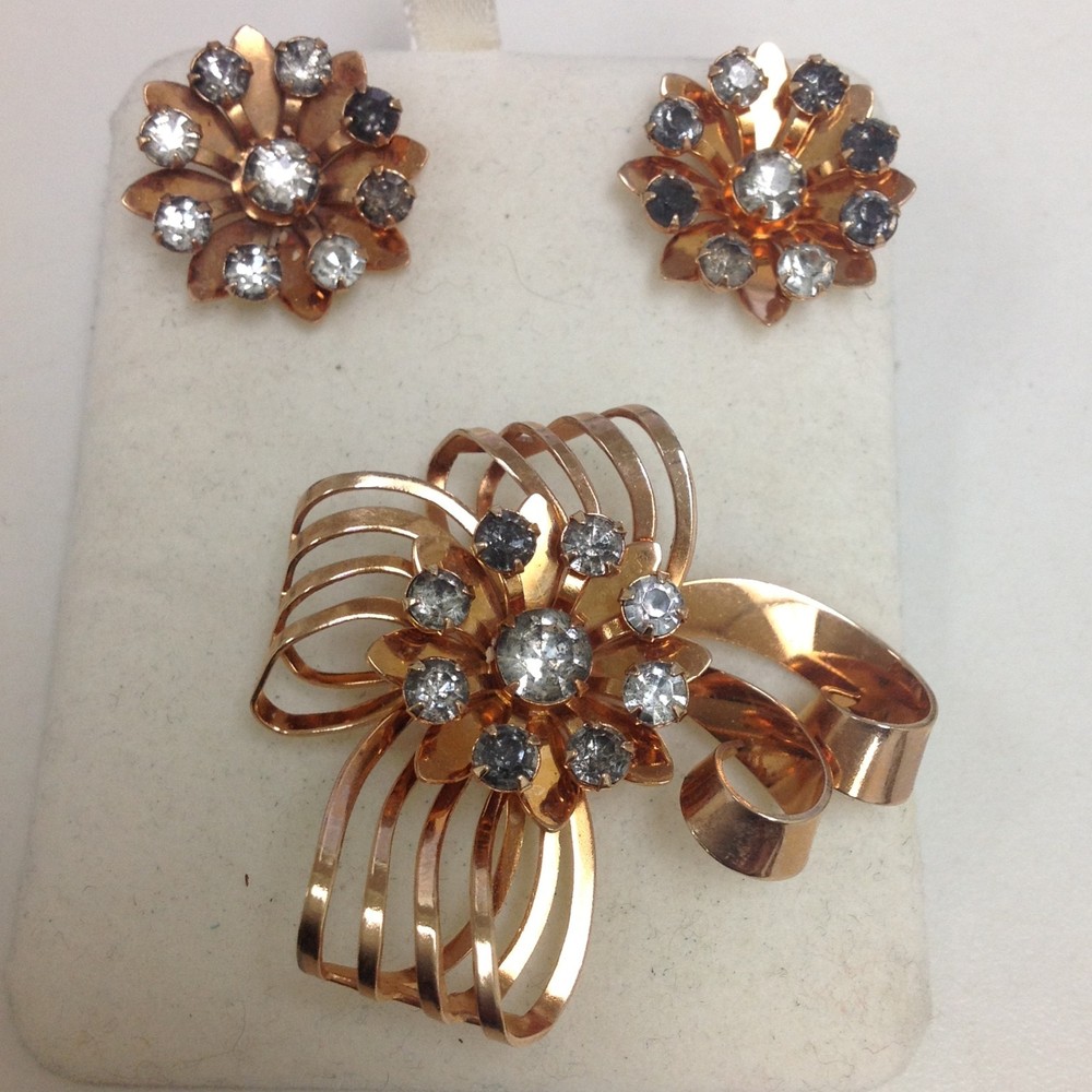 Bugbee&Niles (B .N) 1890-1940 Brooch/Pin a d screw back earrings 2013