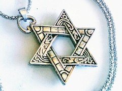 STAR OF DAVID! Silver Tone Etched & Textured Pendant Necklace! Religious. Faith.