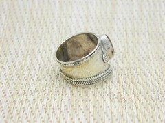 Red Almandine Stone Shield Band Silver Tone Ring Size 7.5 Vintage