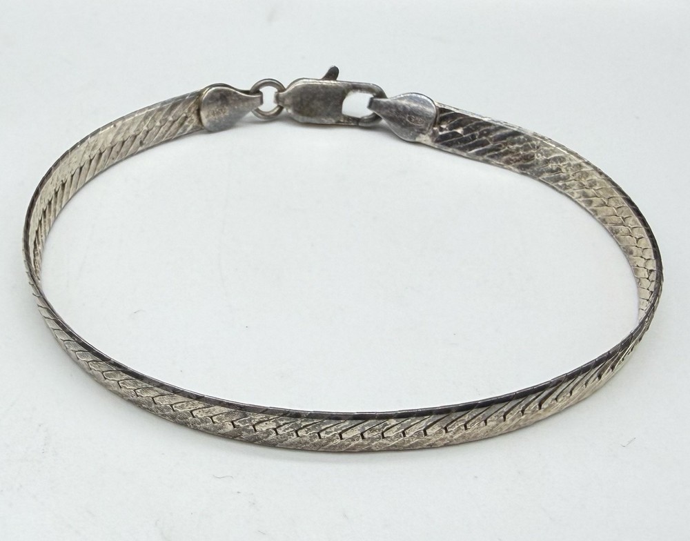 Nice Vintage Italy Sterling Silver Herringbone 5.2mm Chain 7.25″ Bracelet 6.8g