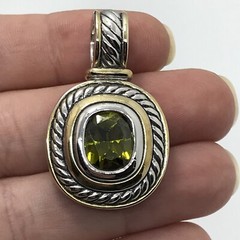Vintage Twisted Cable Renaissance 2-Tone Peridot Green Cubic Zirconia Pendant