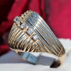 14k yellow gold ring 0.15ct natural diamond size 7 dome handmade vintage 6.9gr