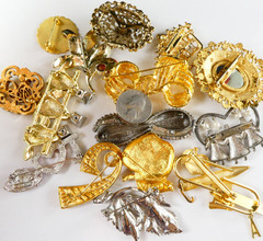 Vintage Pin Brooch Jewelry Lot 15 Piece Mixed Assorted Gold Tone All Pretty