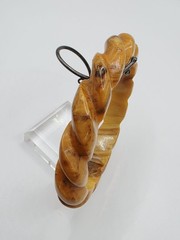 Butterscotch Bakelite Bangle Bracelet Vintage Carved Marbled Chunky Tested 7.5″