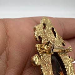 Vintage Baroque Pin Brooch Gold Tone Faux Pietersite Art Glass Cab Estate