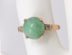 Vintage 14K Yellow Gold, Jade & Diamond Ring Size 6