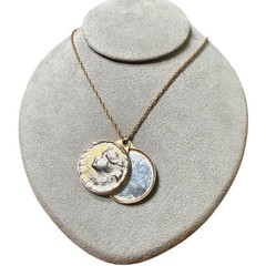 32” Vintage 1928 Jewelry Co. Necklace Sliding Mirror Pendant Portrait, Gold Tone