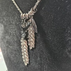 Dark gray silver tone necklace 37-39″