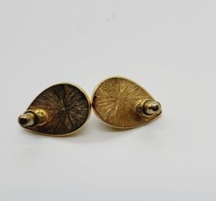 Monet Clip On Earrings Gold Tone Faux Pearl Teardrop .75 in Chunky Vintage