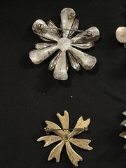 Vintage Enamel Flower Brooch Pin Lot 9pc 1960s 1970s Retro Mod Daisy Floral