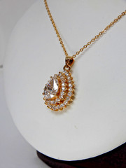Vintage CZ Layered Teardrop Pendant Gold Tone Necklace 17″ Chain