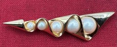 Vintage 80’s Modernist Gold Tone Faux Pearl Brooch Wavy Signed FO Retro 3.5 in.