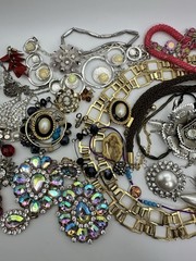 Vintage To Now Estate Junk Jewelry Lot For Crafting Repurpose Repair 1 Lb As Is