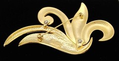 Vintage~~Casual Corner~~Large 3″ Abstract Matte & Shiny Gold Tone Brooch 1980’s