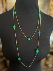 Jade Green Glass Stone Necklace Single Strand Lucite Beaded Flapper Gold Tone