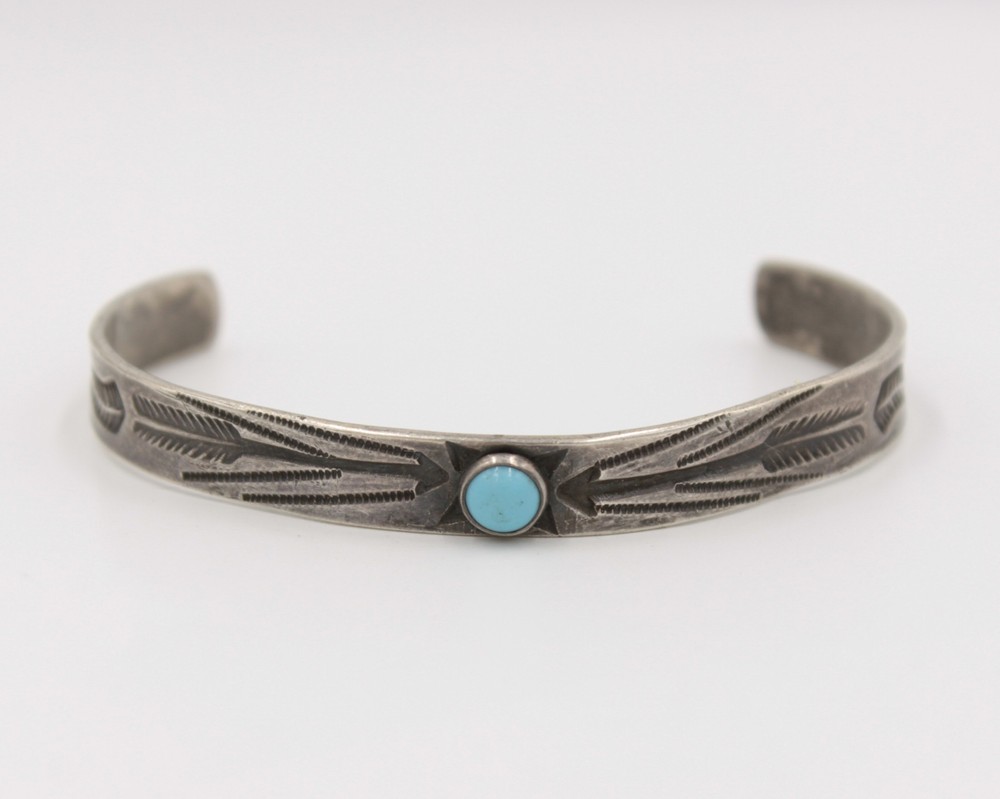Vintage Old Pawn Navajo Sterling Silver Turquoise Cuff Bracelet Arrow Motif, 6¼”