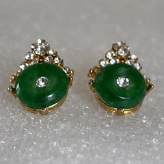 Vintage Gold Tone Costume Faux Jade Stone Button Pierced Plastic Earrings .5”