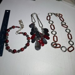 3pcs VTG Costume Jewelry Necklaces Lot #12 1970’s & 1980’s