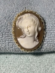 14K Gold Cameo Brooch Pendant 10 Grams 14K Gold Cameo Brooch Pendant Vintage