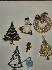 6 Christmas Brooch Rhinestone Enamel Pins Costume Jewelry, 1.5-2.5 Inches