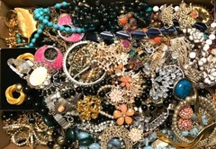 1 Pound Lb Unsorted Jewelry Vintage & New Craft Junk & Wear Resell Mixed Tangled