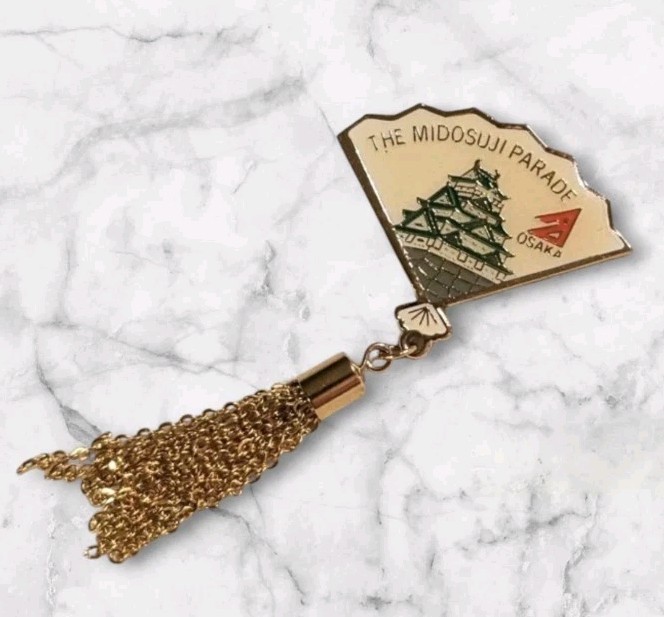 Signed Pinback Japanese Fan Gold Tone Osaka Midosuji Parade Tassels Enamel Vtg