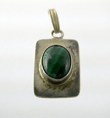 Vintage Southwestern Sterling Silver Malachite Cabochon Pendant 2.8g 7/8 Inch