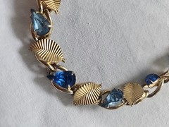 Gold Tone Necklace Blue Teardrop Prong-set Stones Vintage 16″