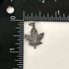 Vintage 925 Sterling Silver Maple Leaf Charm Pendant