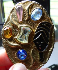 1970’s Modernist brooch pin texture gold tone 5 Multicolor multifacet Cabochons