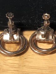 VTG. MEXICO SILVER DAINTY DOOR KNOCKER SCREWBACK EARRINGS ROSE GOLD COLOR .75″