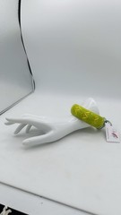 Splendette Wide Lime Green Carved Duchess Bangle Retro Fakelite Vintage Style