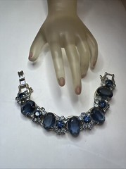 Vintage Great Genuine JULIANA Blue Large Rhinestone 5 Link Bracelet