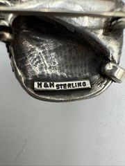 Signed HAND & HAMMER H&H DeMatteo NANTUCKET STERLING SILVER BROOCH PIN 10.09g