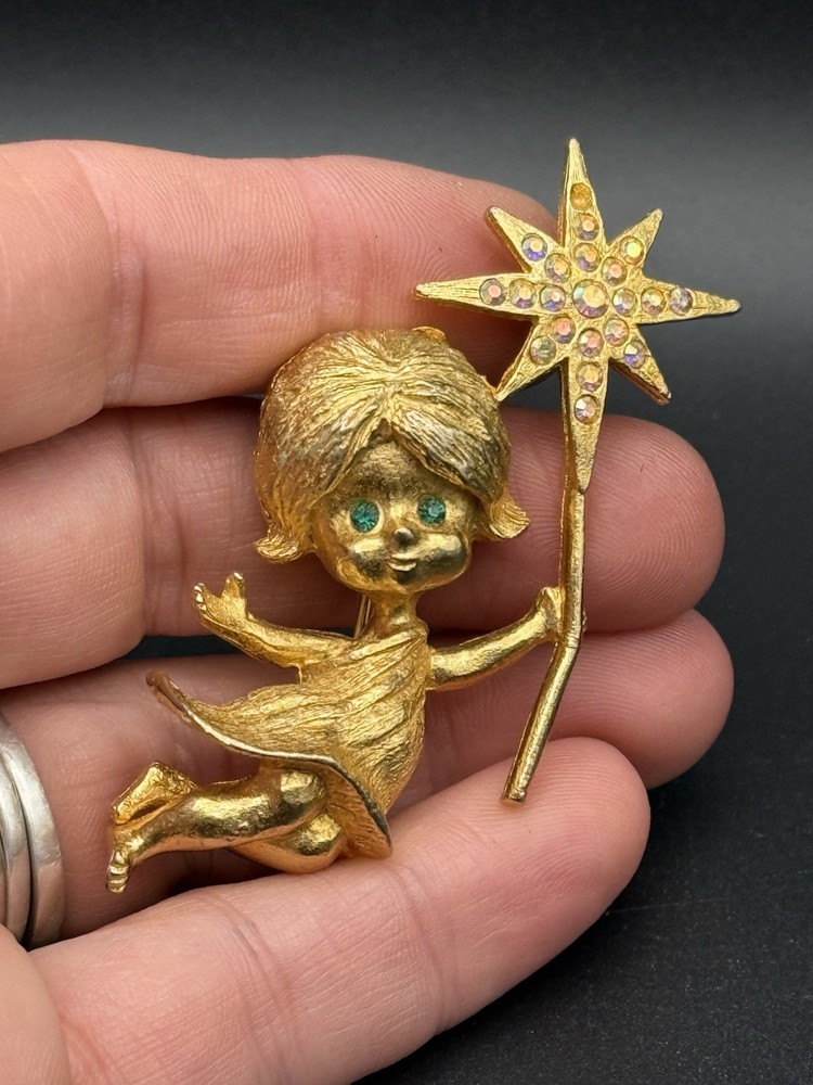 Vintage Fairy Angel Signed MYLU AB Rhinestone Green Eyes Girl Star Wand Brooch