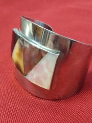 Vintage 1970s Silver Toned Metal Cuff bracelet with Onyx and Shell Inlay