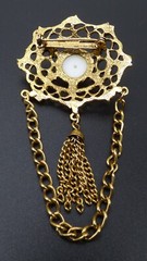 Vintage Faux Pearl Bar Brooch Pin Cabochon Ornate Gold Tone Metal Chain Tassel