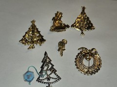 6 Christmas Brooch Rhinestone Enamel Pins Costume Jewelry, 1.5-2.5 Inches